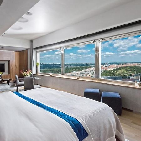 Sky Suite Hotel Prag Eksteriør billede